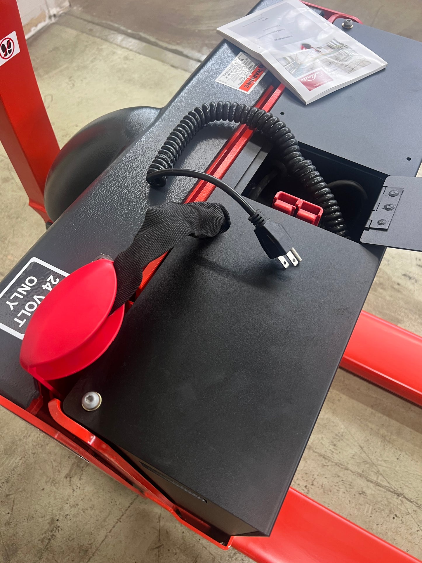 2023 Linde Pallet Jack