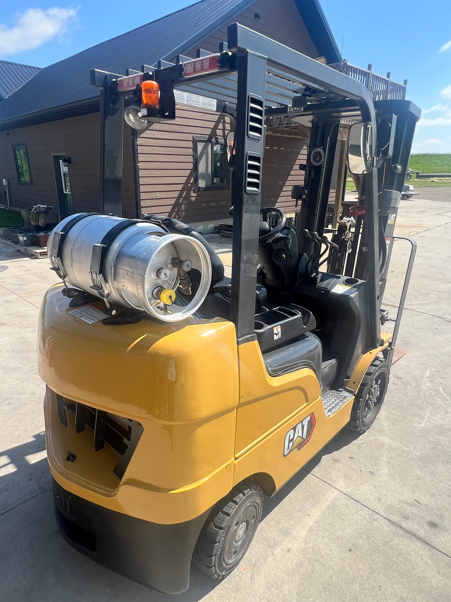 2020 Cat Forklift 5000lb Lift Capacity Triple Mast