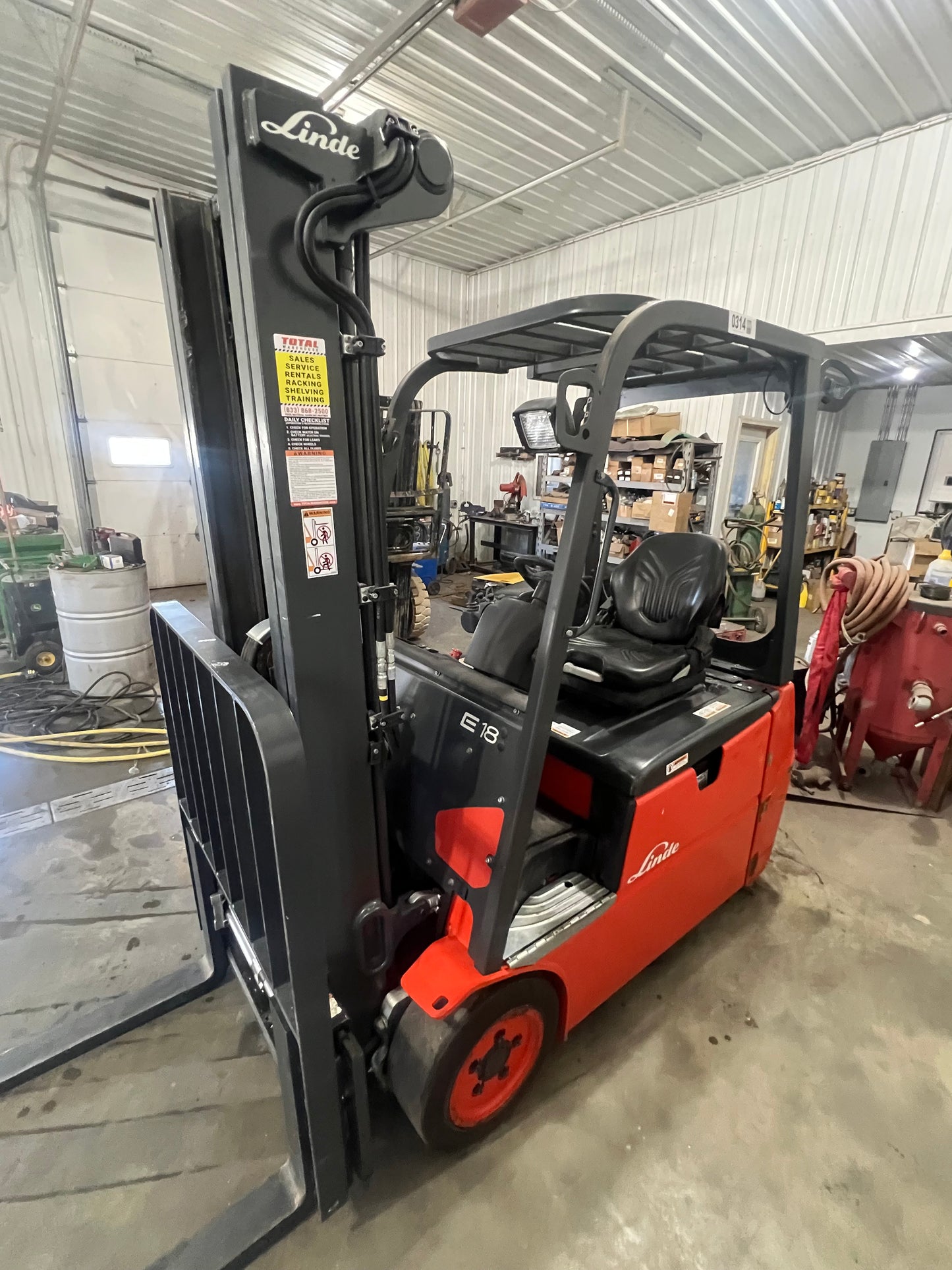 2022 Linde Electric Forklift