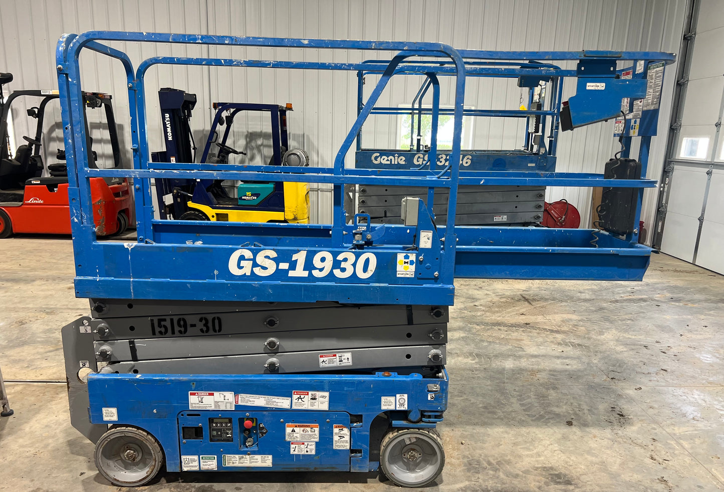 2020 Electric Genie Scissor 120 hours