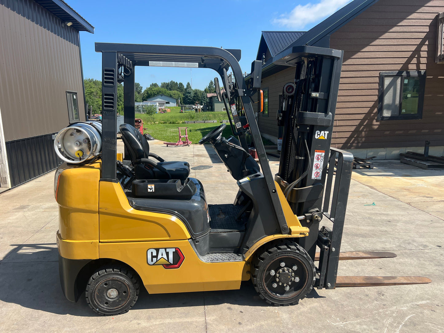 2020 Cat Forklift 5000lb Lift Capacity Triple Mast