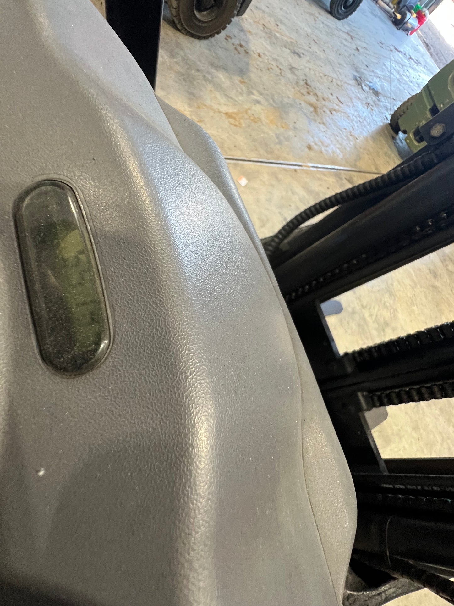 2015 Komatsu Forklift 5000lb Capacity