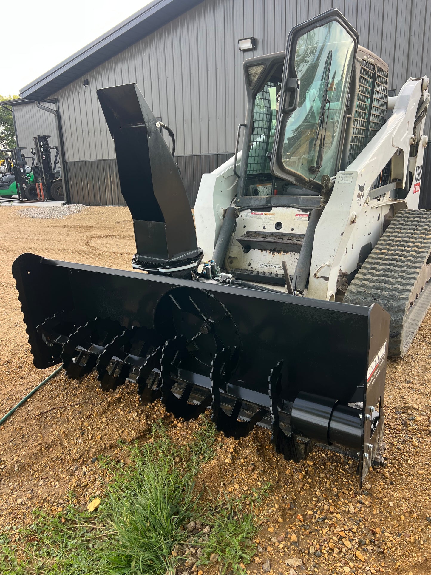 Unused) Erskine Snowblower 84” Hi Flow!!