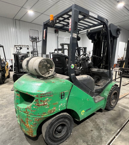 2013 Komatsu Forklift 6000lb Lift Capacity (Quad Mast 20’ Max Height