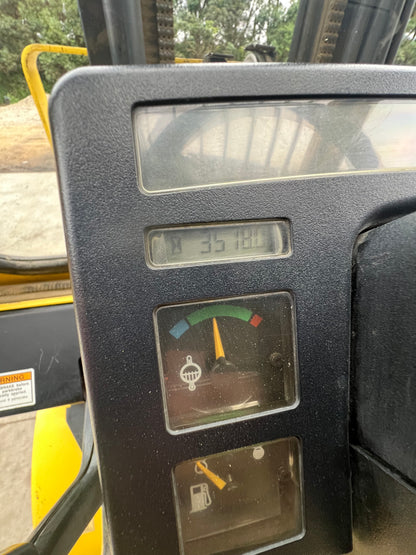 2001 Hyster Forklift (Cab Heat..