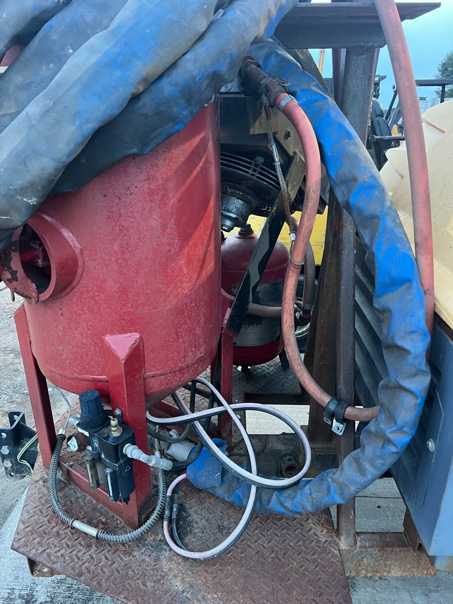 2017 Atlas Copco 185 CFM Equipped with Sandblaster