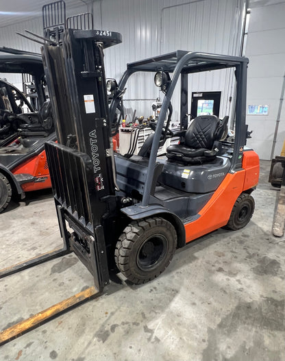 2012 Toyota Forklift 5000lb Lift Capacity, Only 2075 Original Hours!!