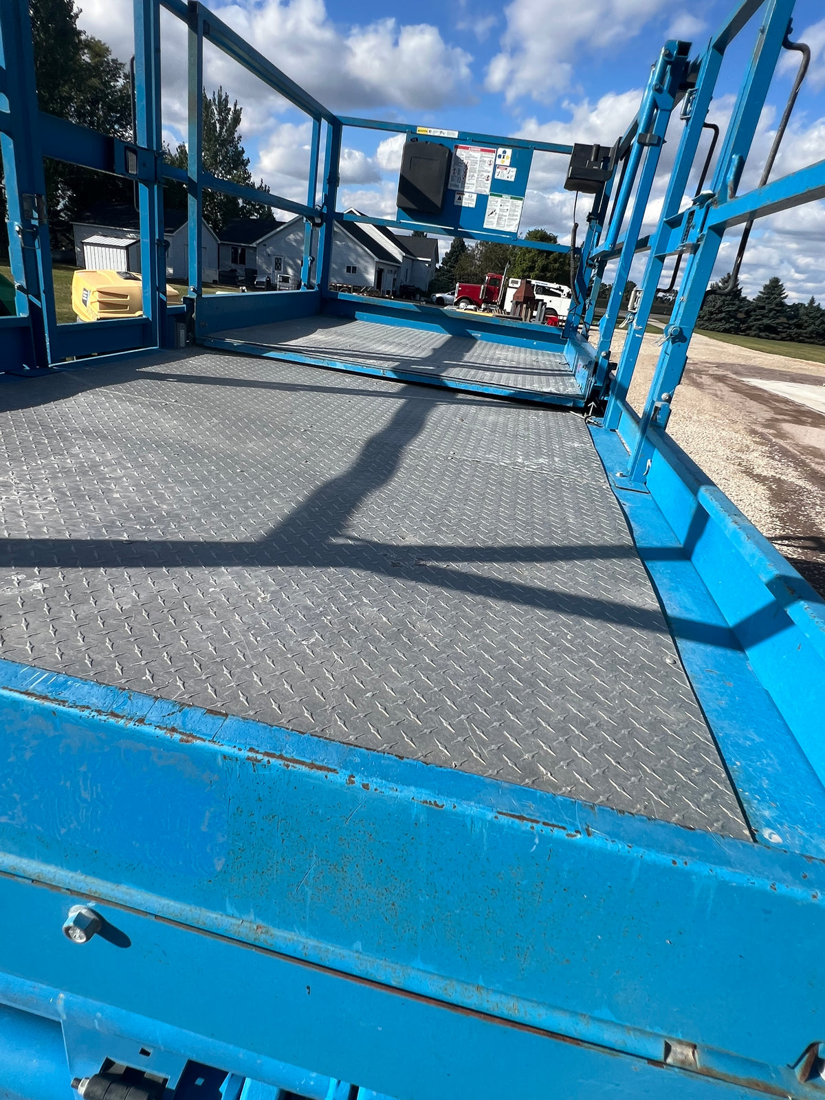 2017 Genie Scissor Lift All Terrain 33’ Max Height