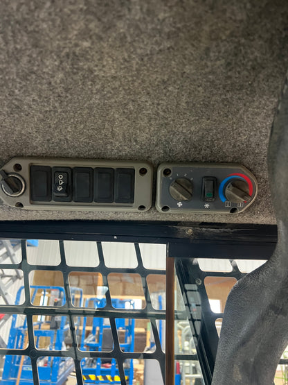2008 Bobcat T300 (Low Hours