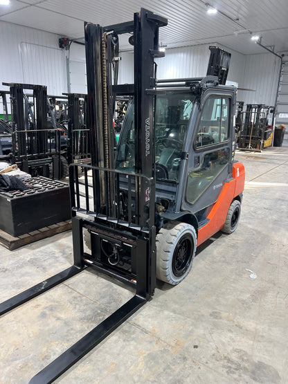 2016 Toyota Forklift, 5000lb Lift Capacity