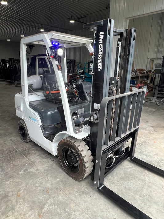 2015 Nissan Forklift 5k Lift Capacity Double Mast