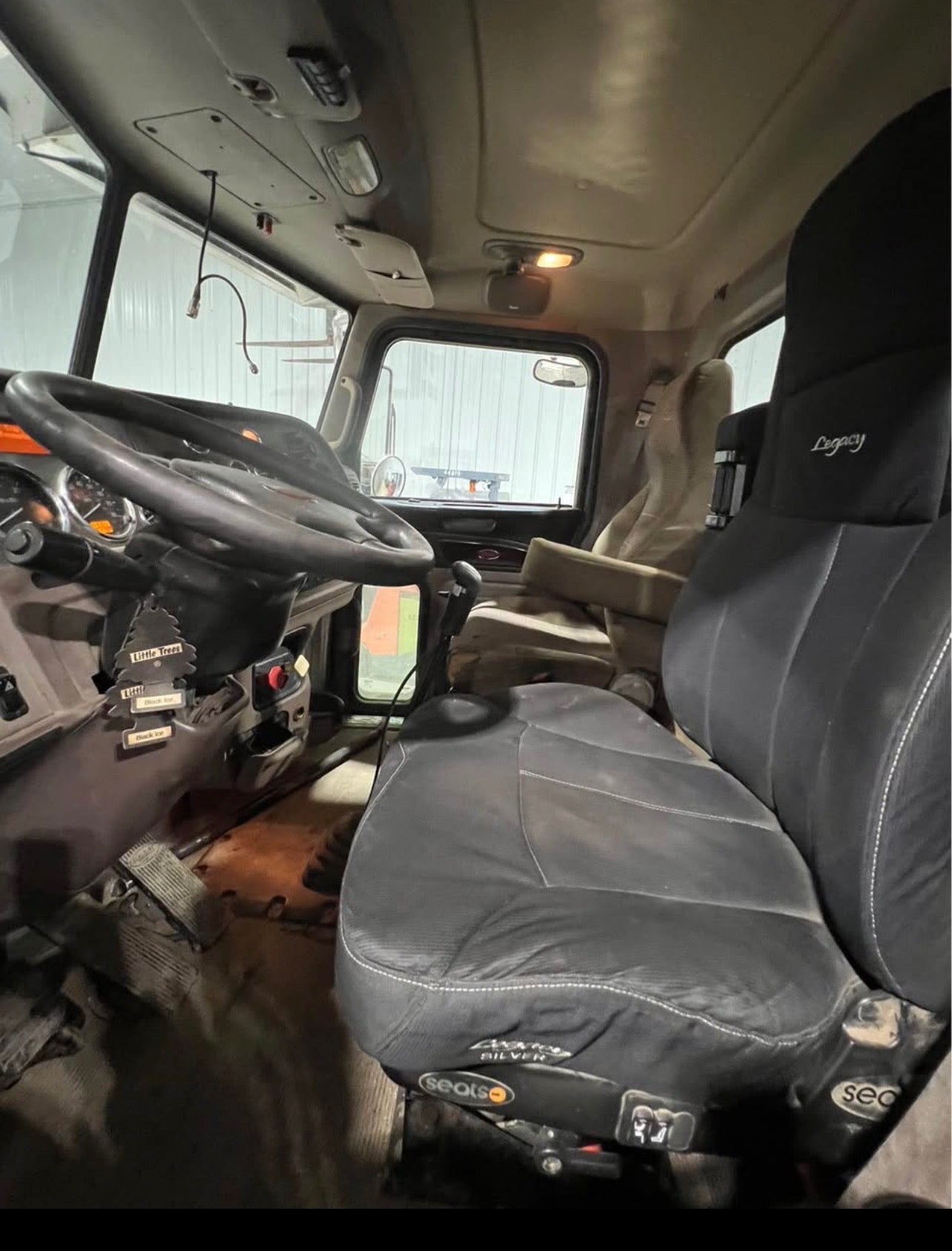 2012 Peterbilt 389 Truck