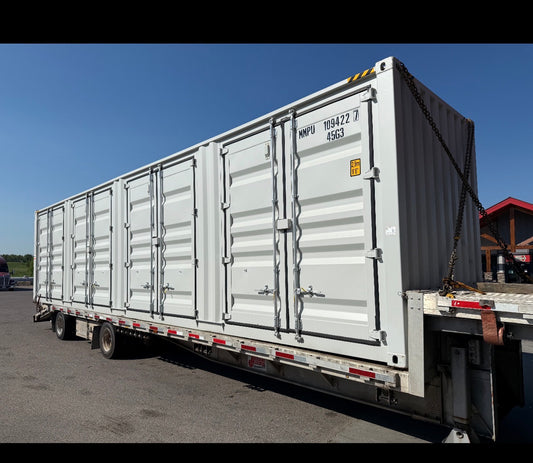 2025 Container 40’ multiple doors!