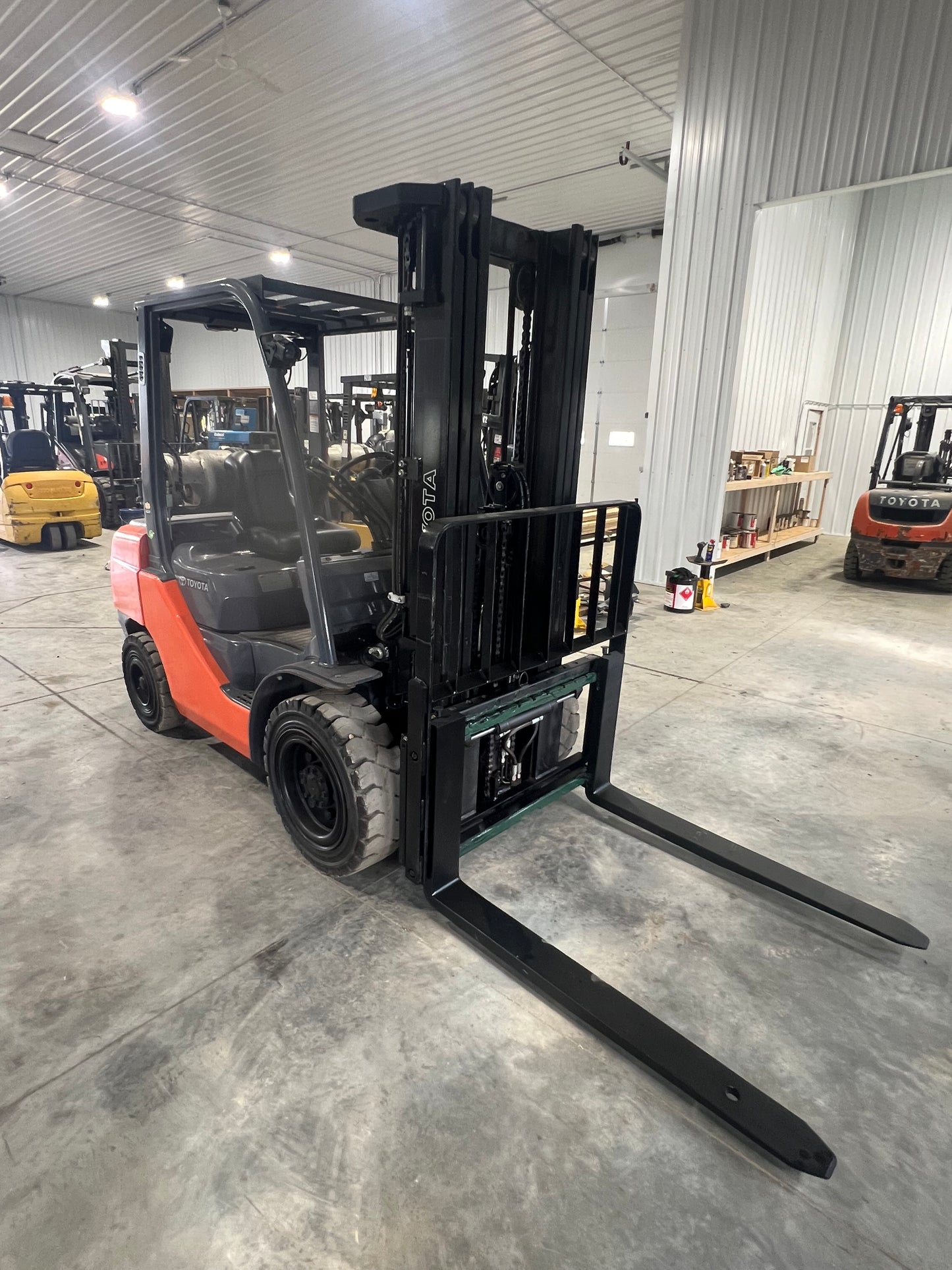 2016 Toyota Forklift 6000lb Lift Capacity