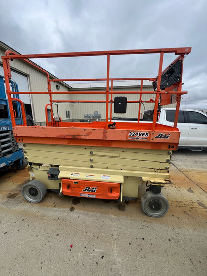 2015 JLG Electric Scissor Lift