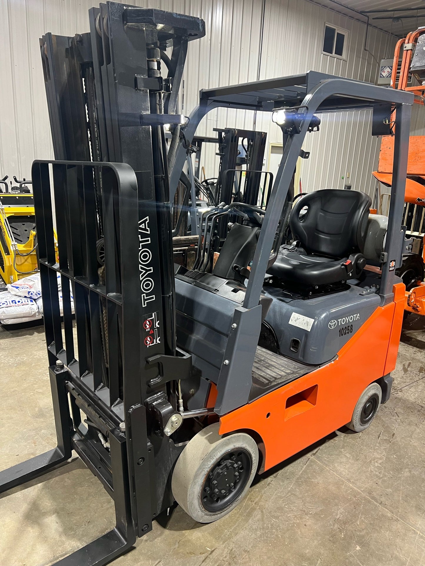 2019 Toyota Forklift  3000lb Lift Capacity