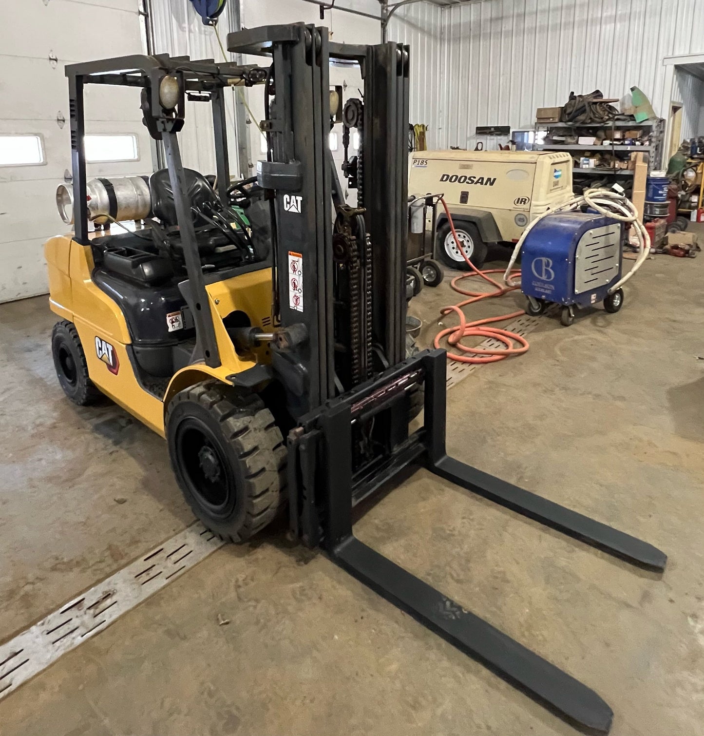 2020 Cat Forklift  6000lb