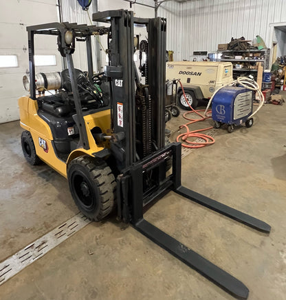 2020 Cat Forklift  6000lb