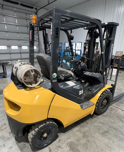 2017 Komatsu Forklift 5000lb Lift Capacity