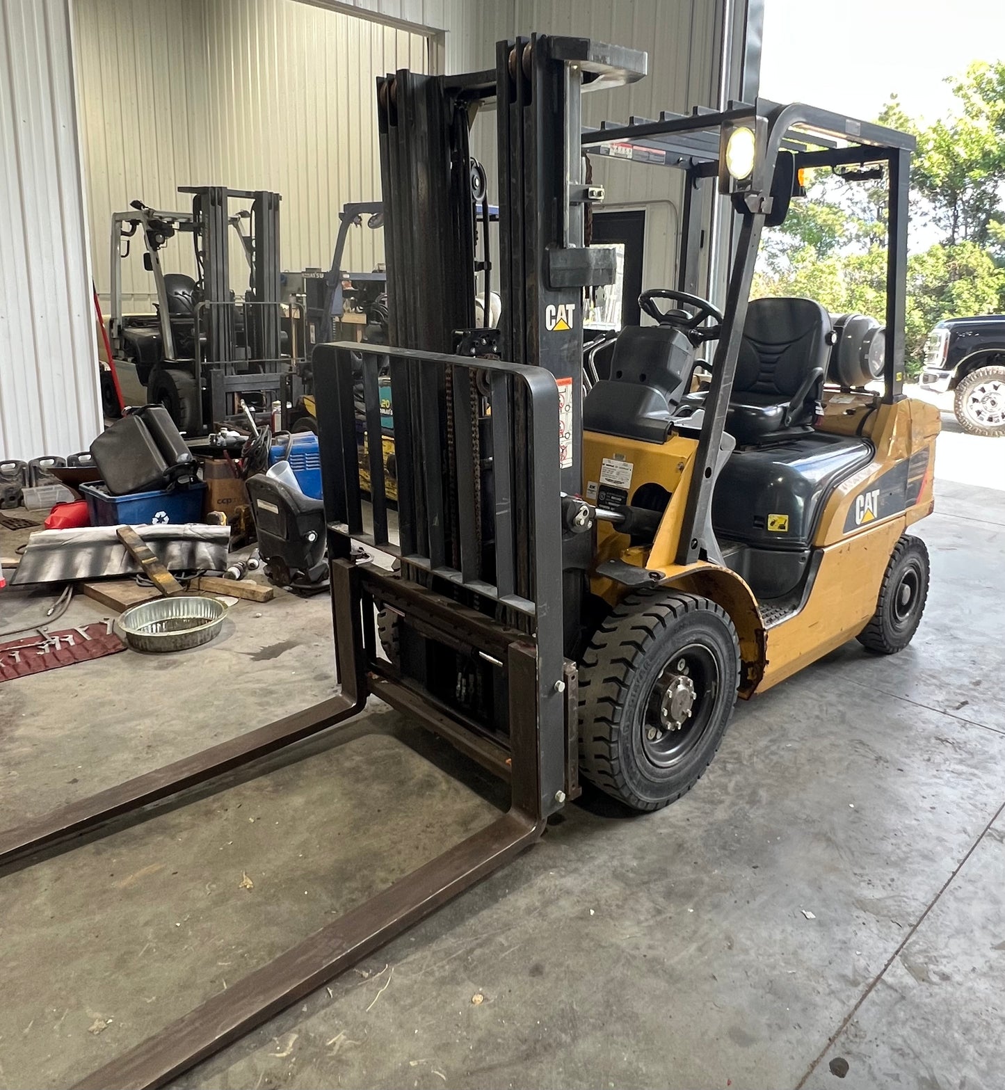 2015 Cat Forklift (5000lb Lift Capacity!