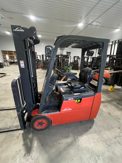 2021 Linde Forklift Electric 36 volts