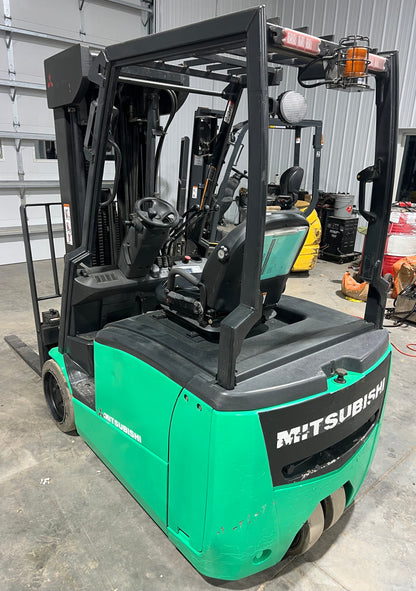 2018 Mitsubishi Forklift 48 Volts  Quad Mast 20’ Max Height