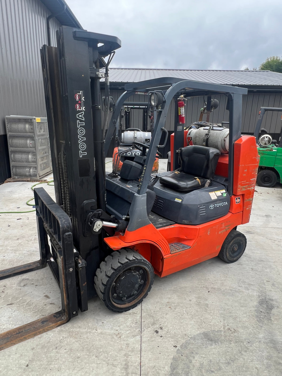 2008 Toyota Forklift 7000lb Lift Capacity (Boxcar!