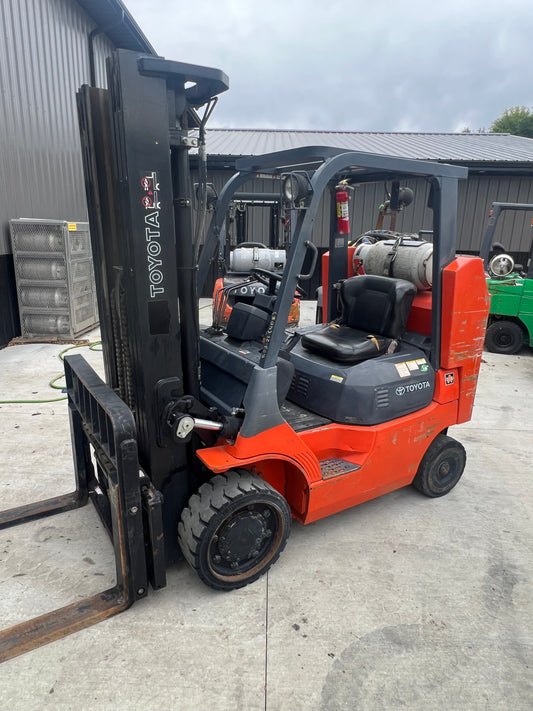2008 Toyota Forklift 7000lb Lift Capacity (Boxcar!