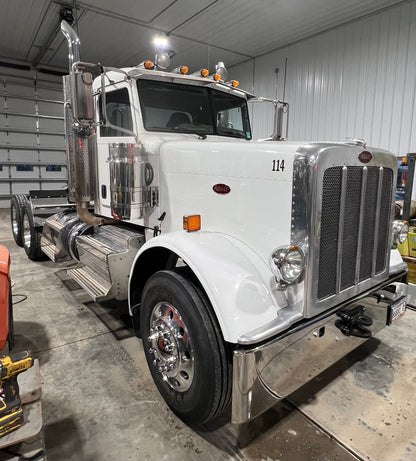 2012 Peterbilt 389 Truck
