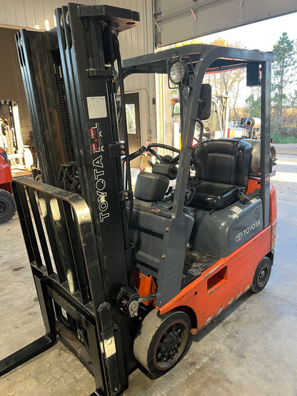 2002 Toyota Forklift 3000lb Lift Capacity Capacity