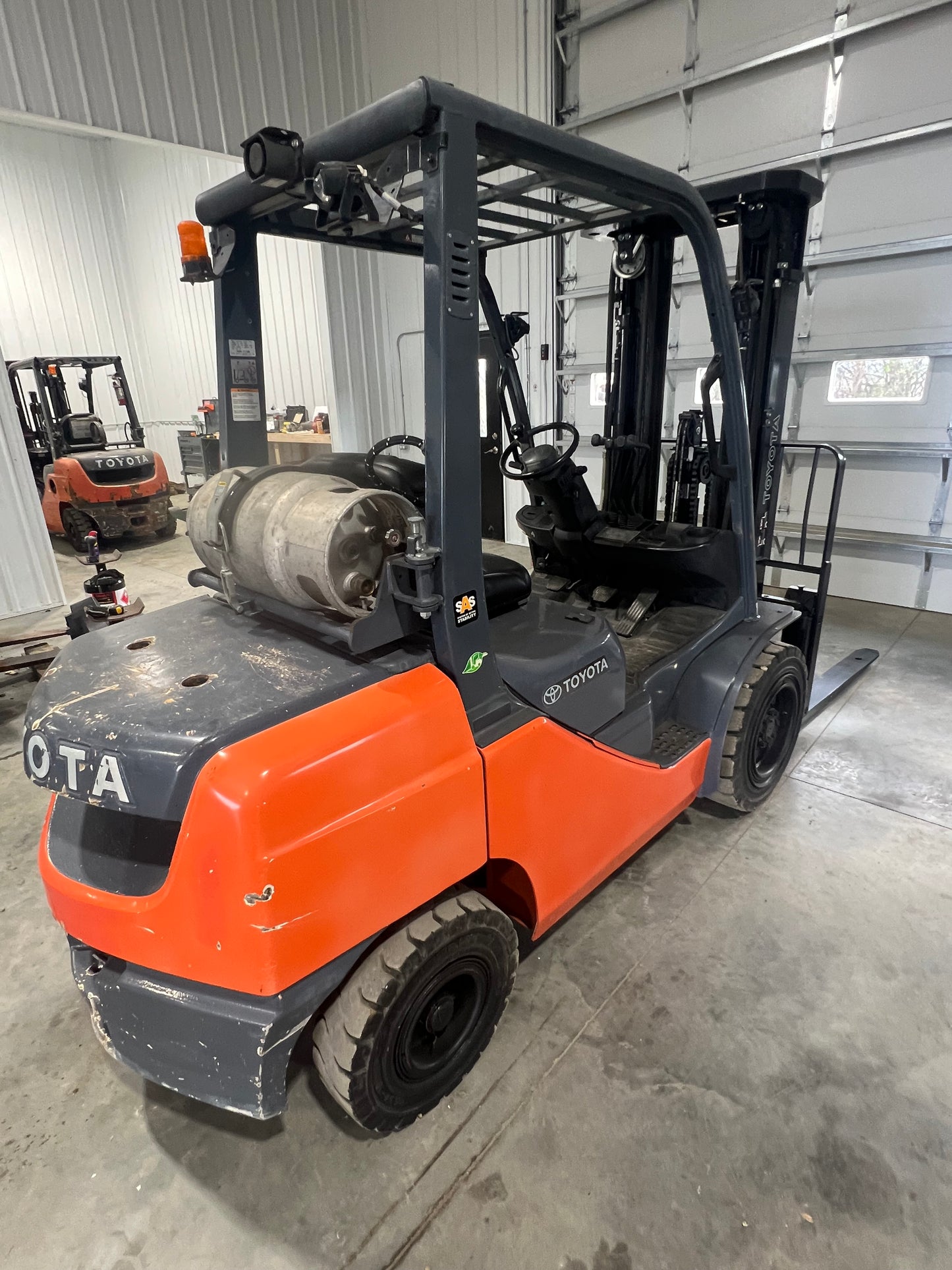 2016 Toyota Forklift 6000lb Lift Capacity