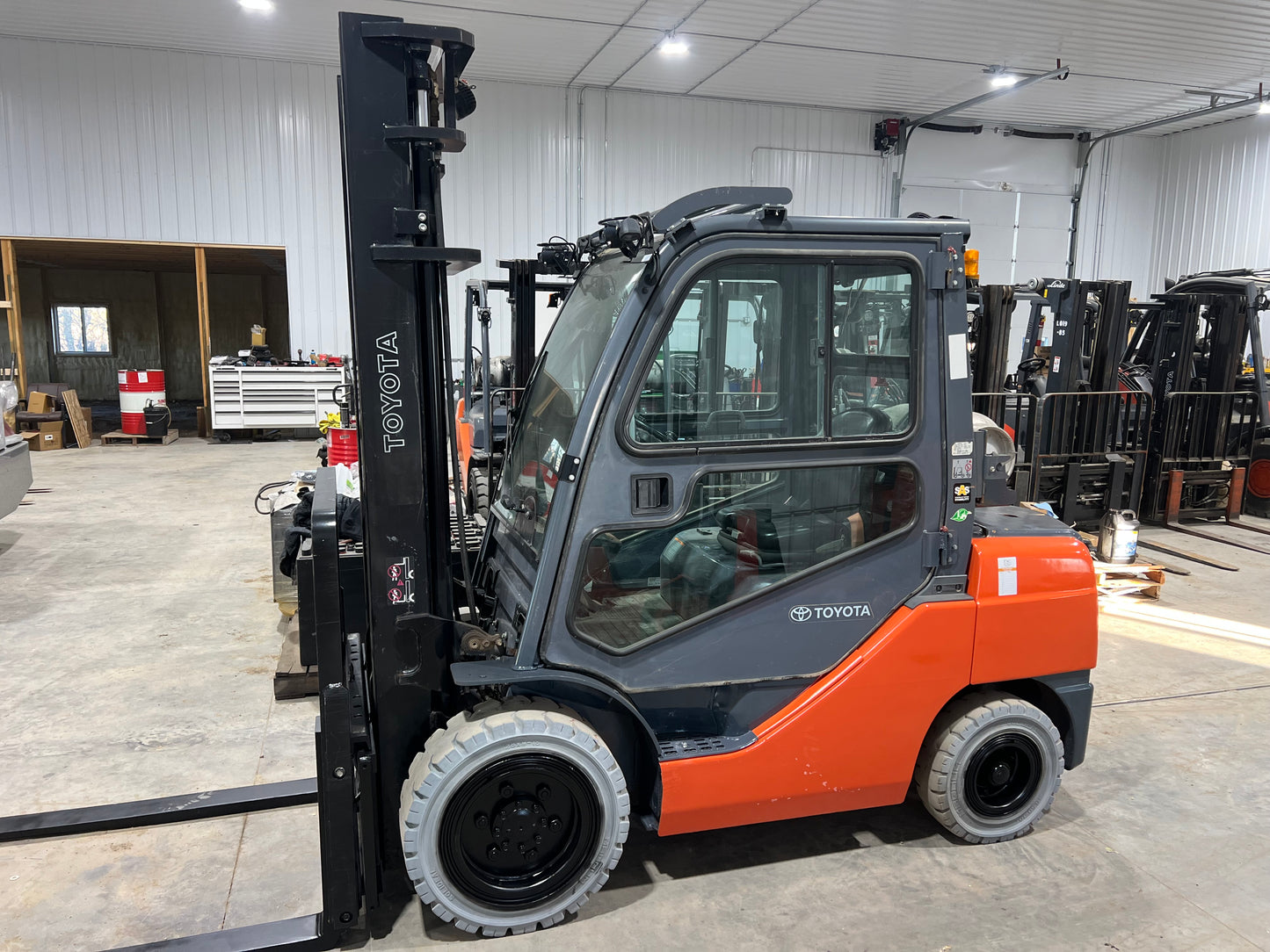 2016 Toyota Forklift, 5000lb Lift Capacity