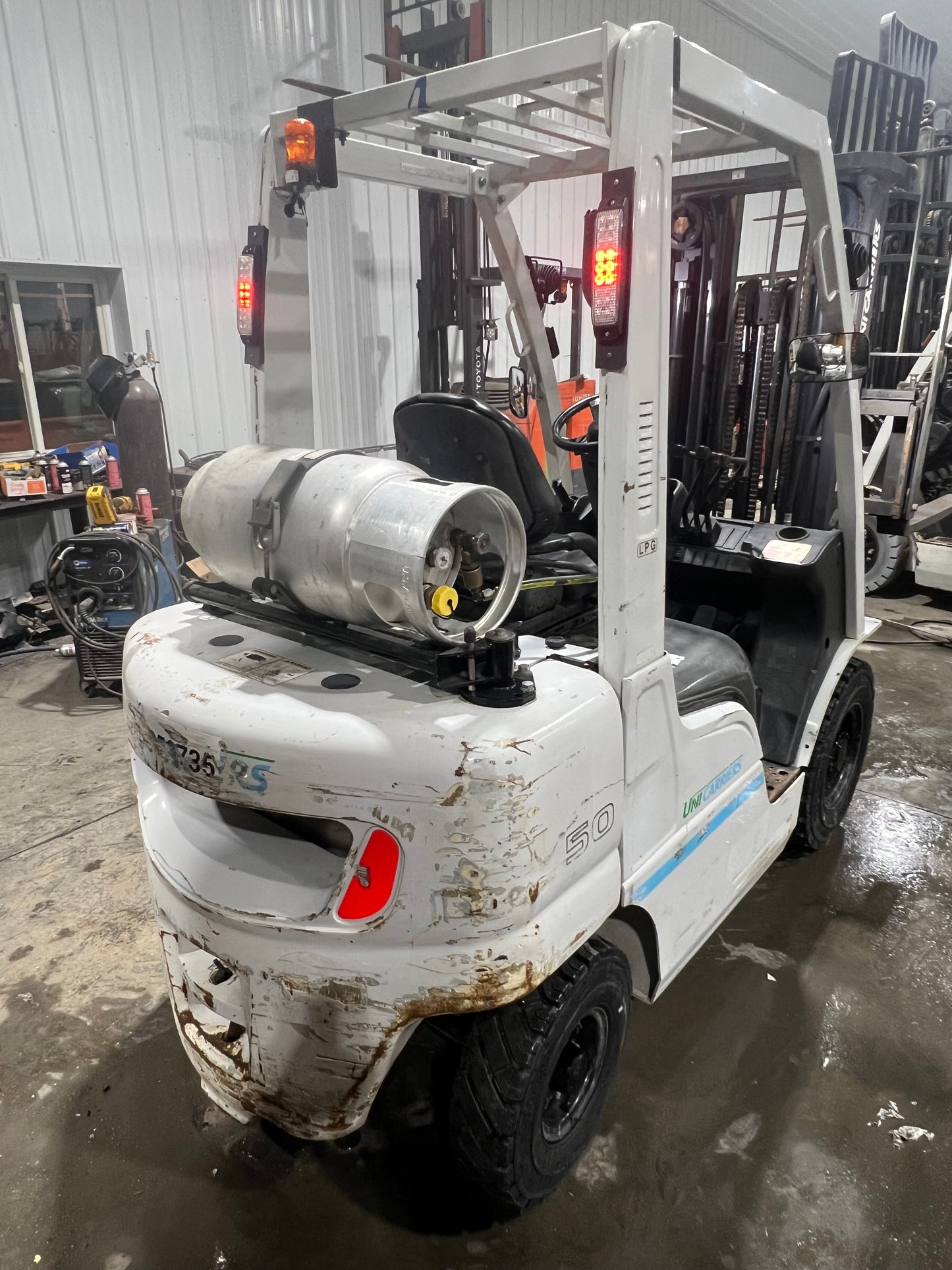2022 Nissan Uni-Carrier Forklift