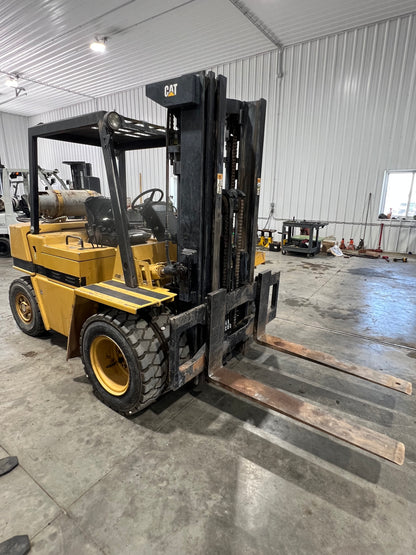1991 Cat Forklift 8000lb Lift Capacity (Nice Original Unit!