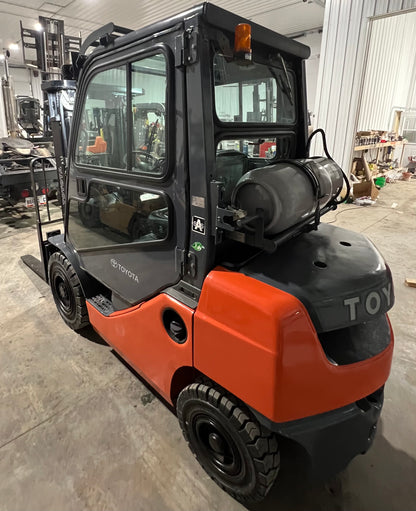 2013 Toyota Forklift 5000lb Lift Capacity