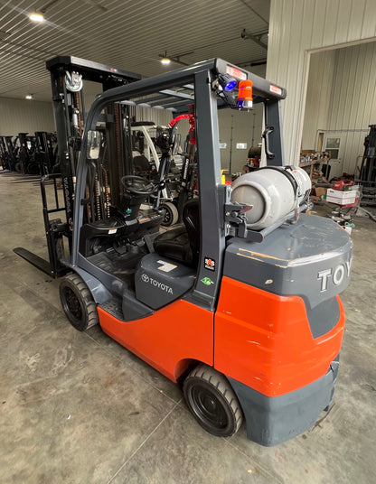 2022 Toyota Forklift (6500lb Lift Capacity (Nice!