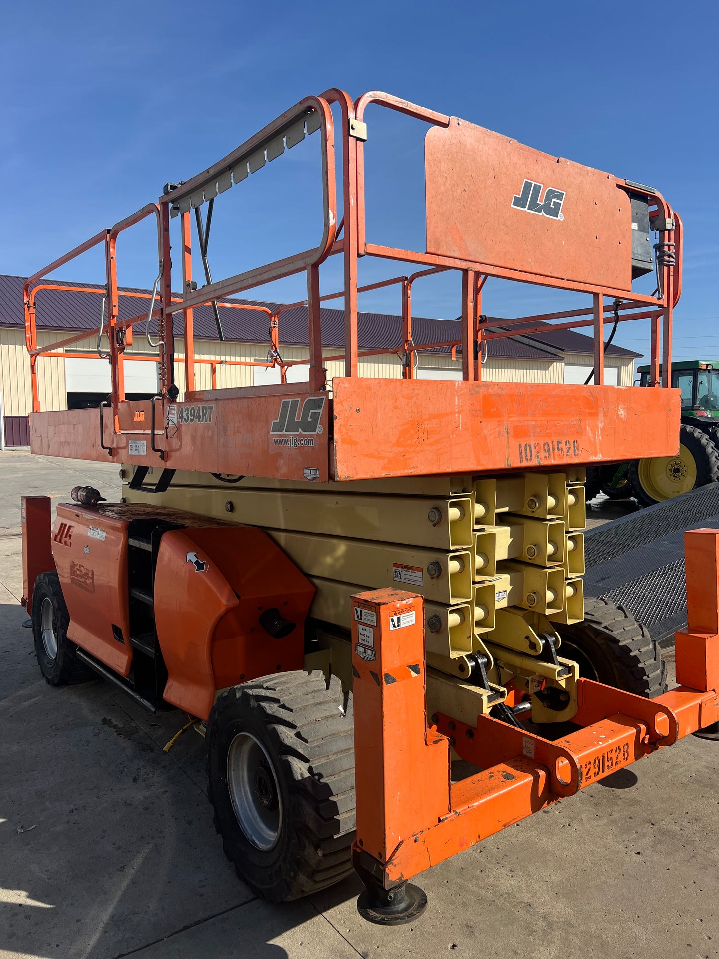 2014 JLG All Terrain Scissor Lift