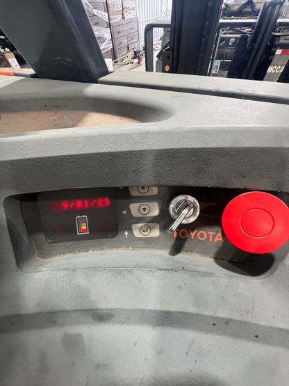 2016 Toyota Stand-on Forklift
