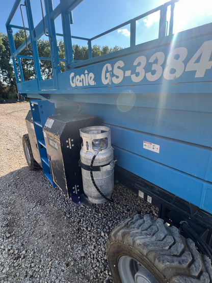 2017 Genie Scissor Lift All Terrain 33’ Max Height