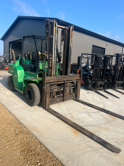 2017 Mitsubishi Forklift 15500 lb Lift Capacity (Fork Positioner!
