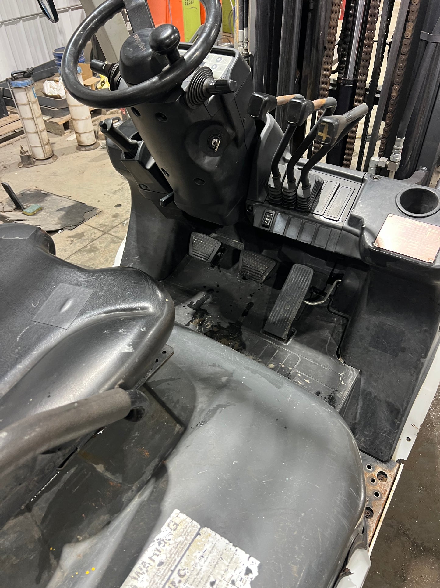 2022 Nissan Uni-Carrier Forklift