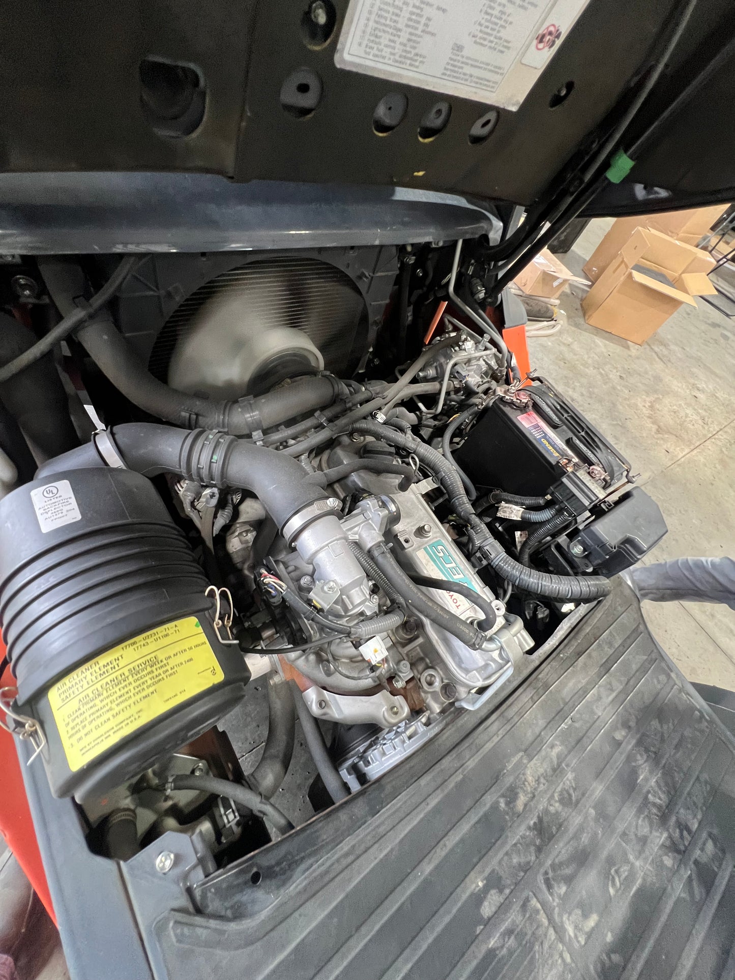 2014 Toyota Forklift 5000lb Lift Capacity (1200 Hours!!