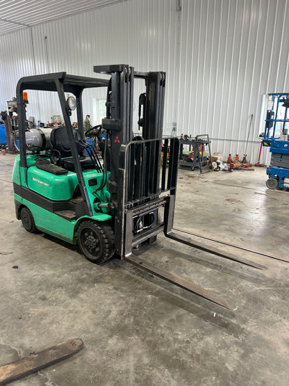 2001 Mitsubishi Forklift 5000lb Lift Capacity