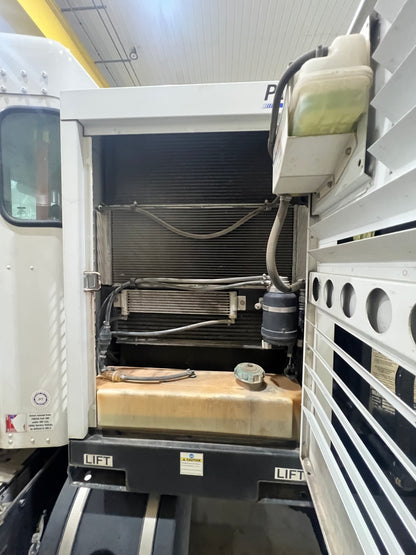 2018 Air Compressor 185 CFM Low Hours 150