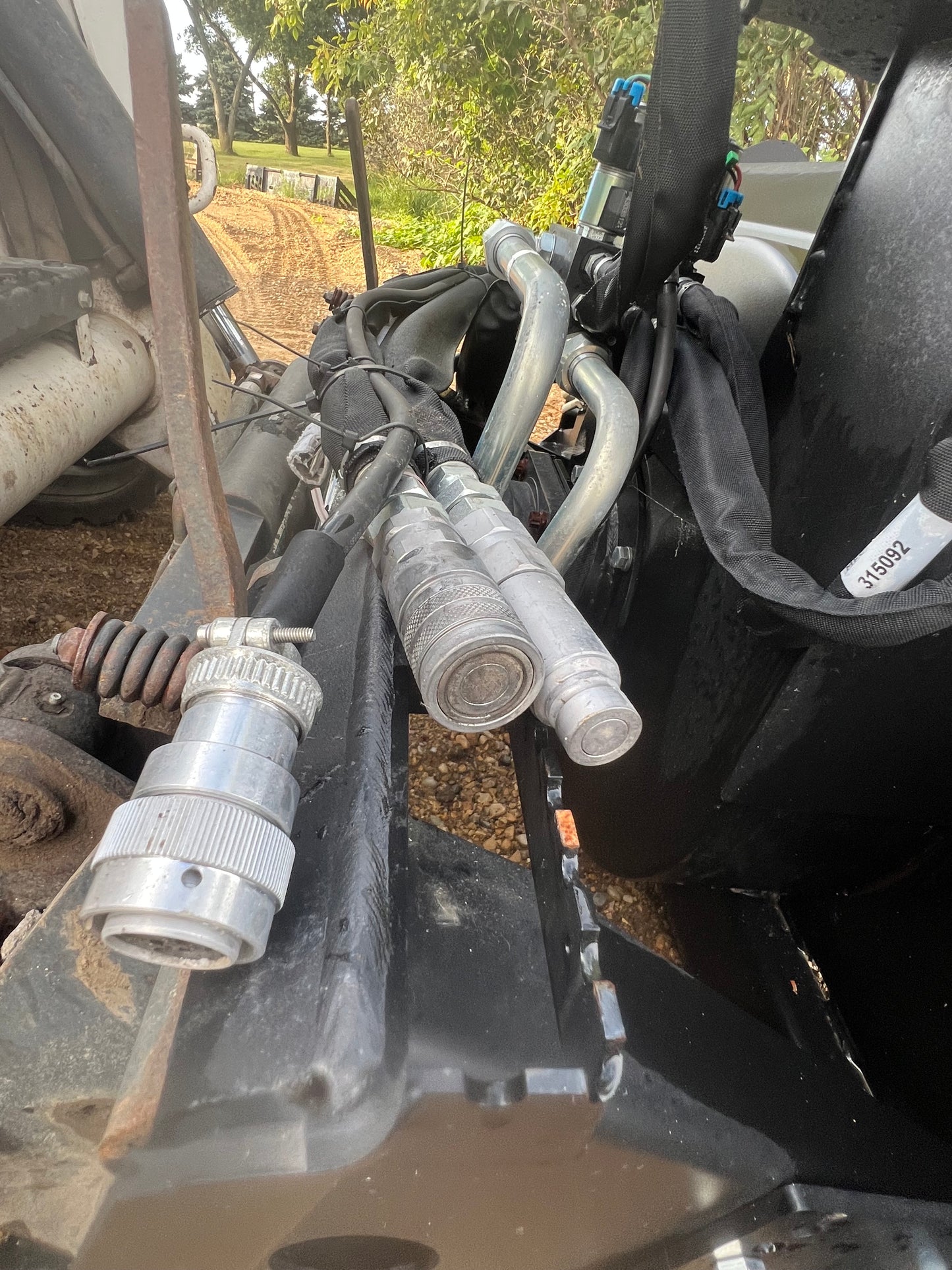 Unused) Erskine Snowblower 84” Hi Flow!!
