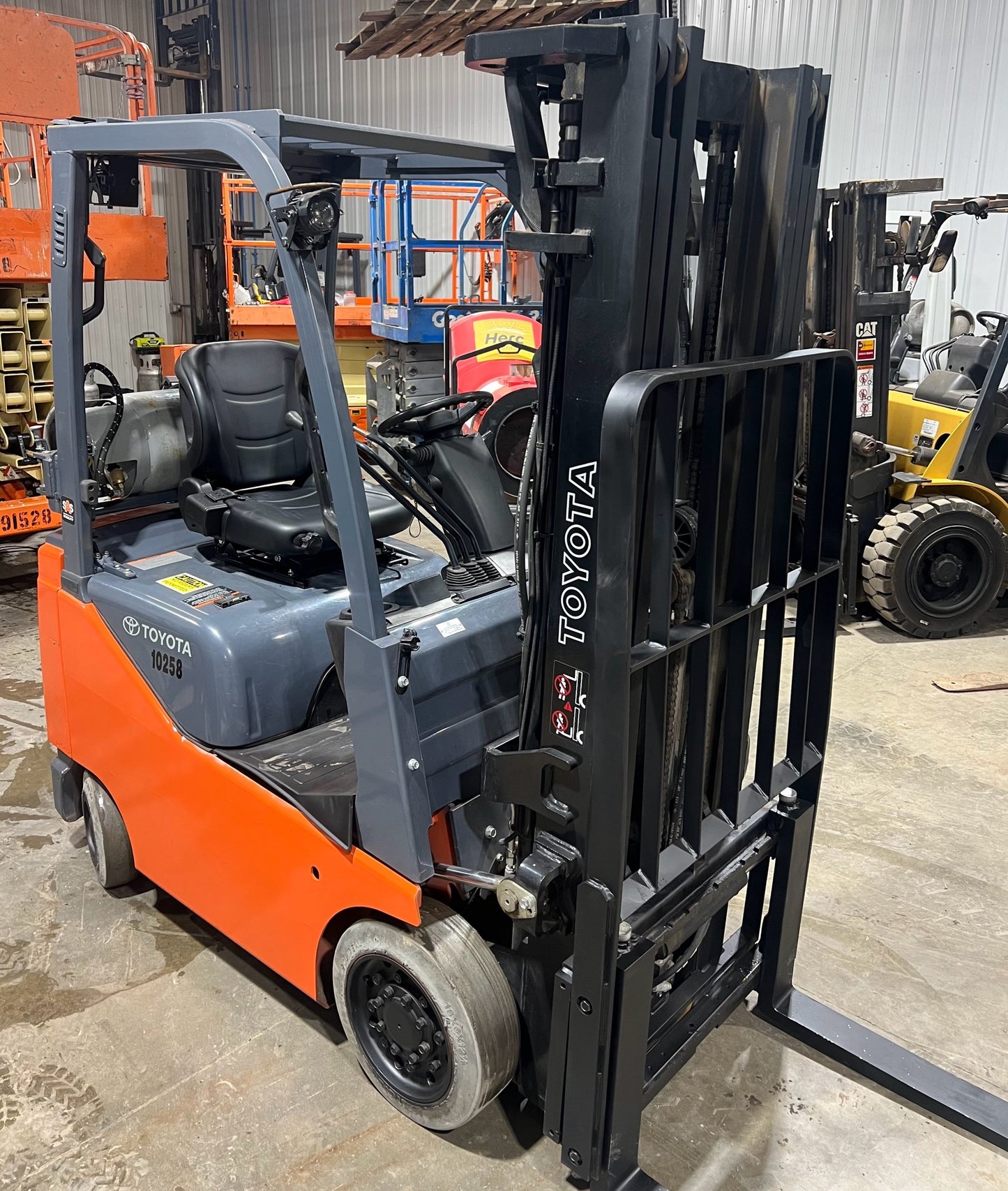 2019 Toyota Forklift  3000lb Lift Capacity