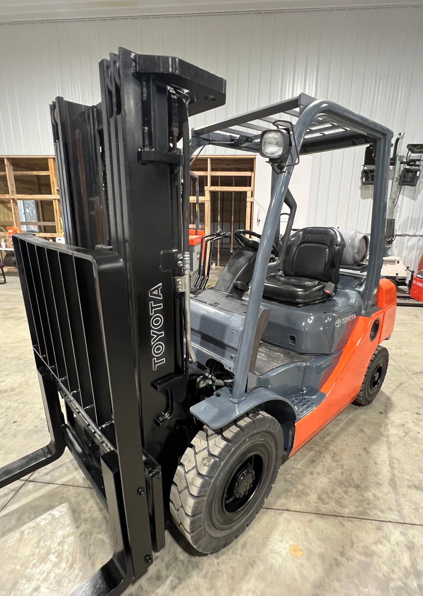2018 Toyota Forklift 5000lb Lift Capacity (Low hrs!