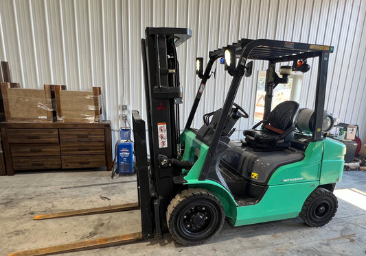 2020 Mitsubishi Forklift 5000lb Lift Capacity Triple Mast! Fork Positioner Pneumatic Tire