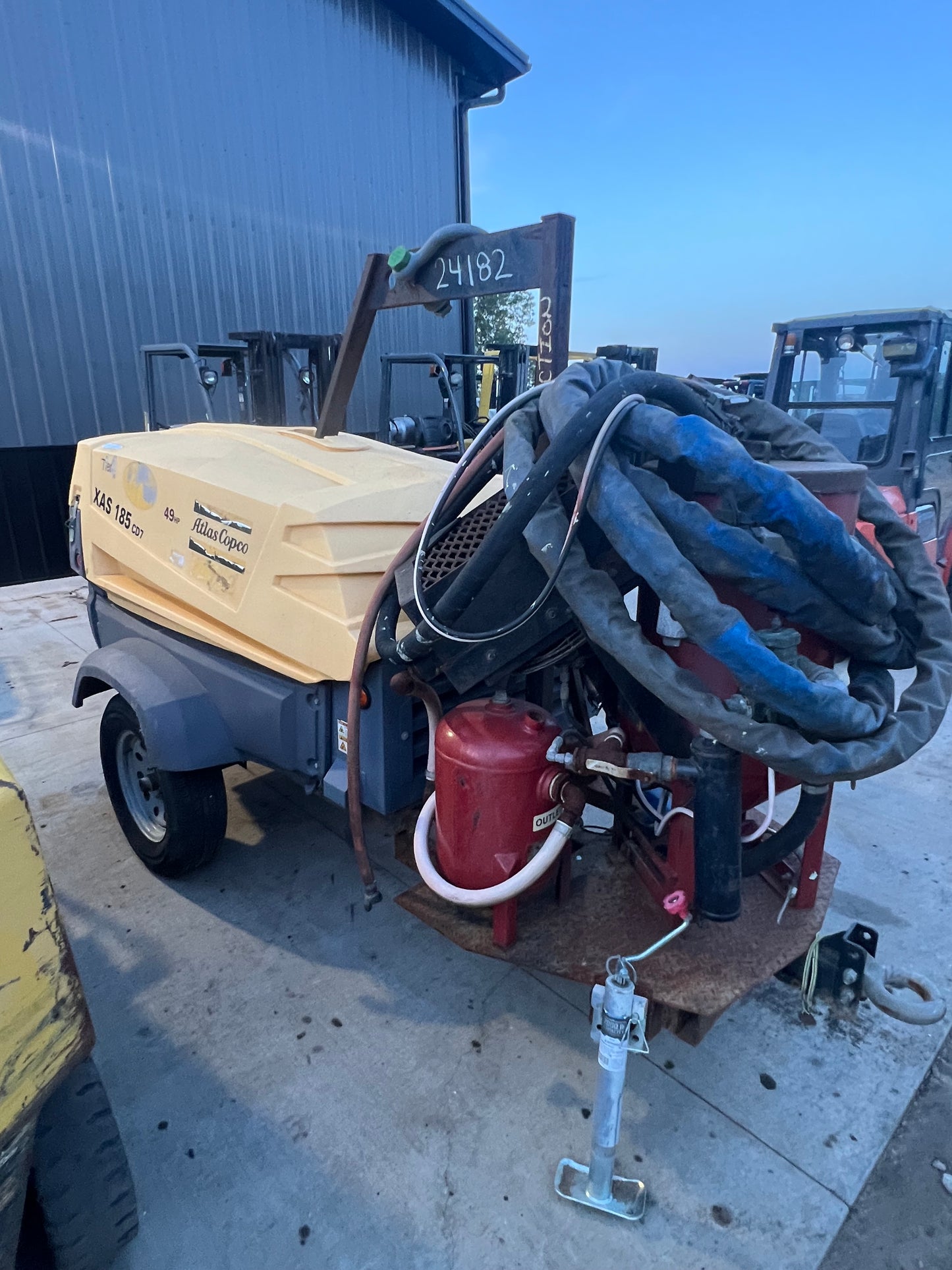 2017 Atlas Copco 185 CFM Equipped with Sandblaster