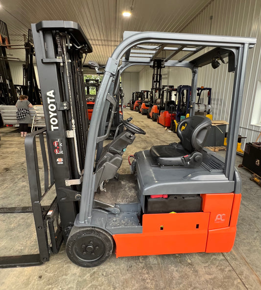 2019 Toyota Electric Forklift 3000lb Lift Capacity